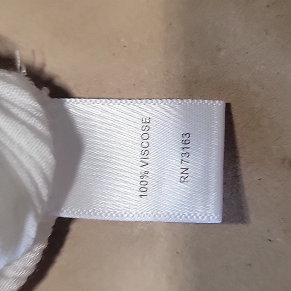 Neiman Marcus Size M White Crepe-y Blouse w/ Navy & Bright Turquoise Embroidery - Picture 12 of 14